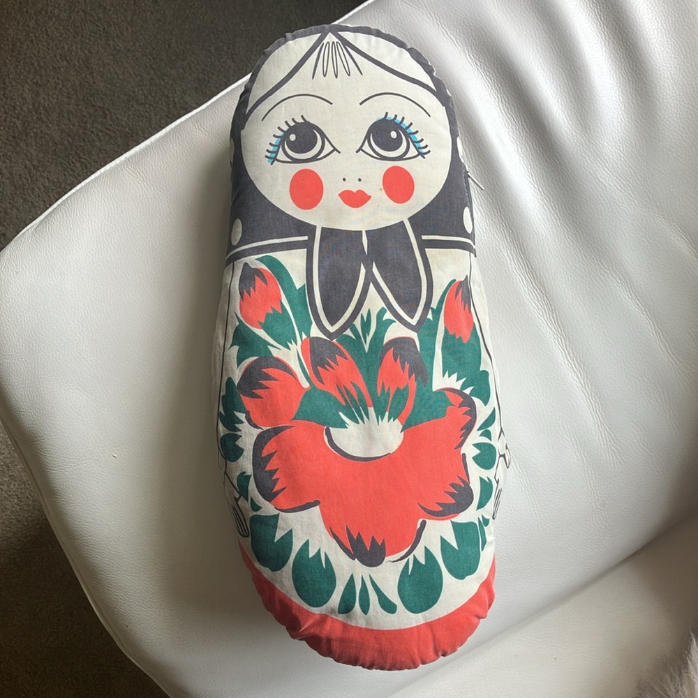 Russian Dolls Life in the 21st Pillows - Picture 3 of 9